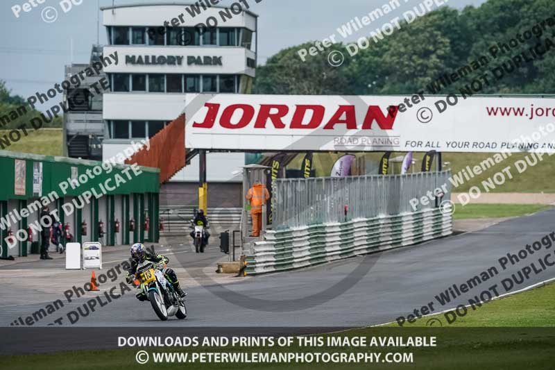 enduro digital images;event digital images;eventdigitalimages;mallory park;mallory park photographs;mallory park trackday;mallory park trackday photographs;no limits trackdays;peter wileman photography;racing digital images;trackday digital images;trackday photos